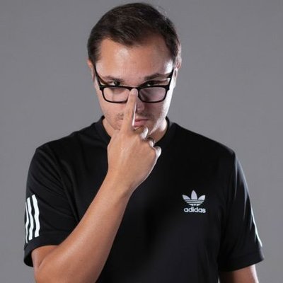 Níkolas Ferrante - Coach